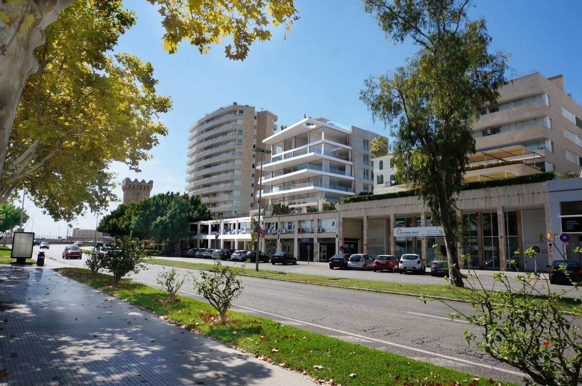 NEW LUXURY DEVELOPMENT ON THE FIRST LINE IN PALMA