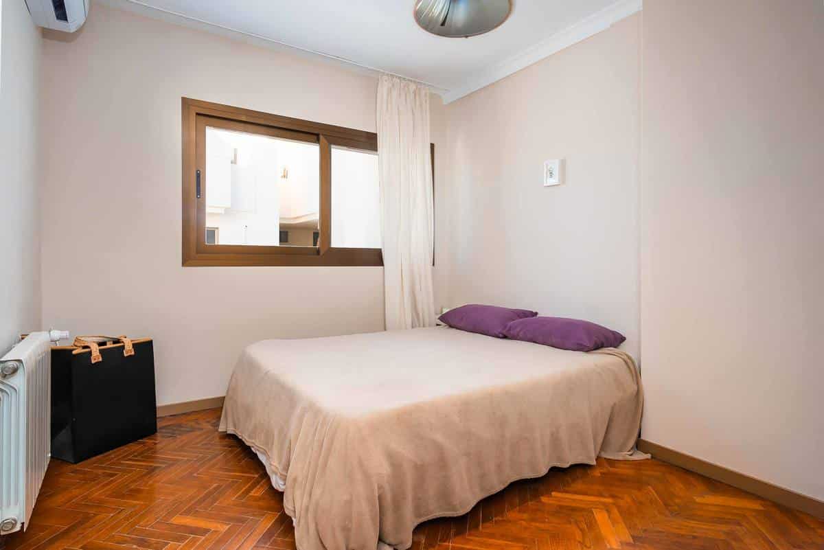 Gran apartamento luminoso con 4 dormitorios y 3 terrazas en el complejo recién renovado en Gomila