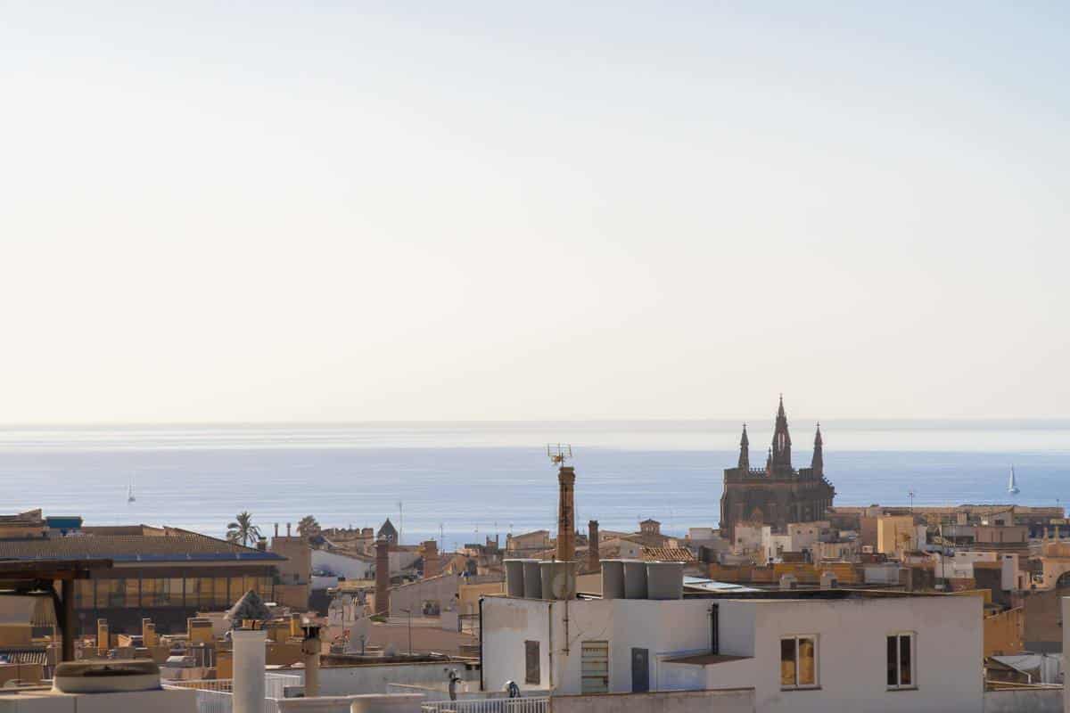Unglaubliche Investitionsmöglichkeit! 3 Wohnungen mit Terrasse im Herzen von Palma
