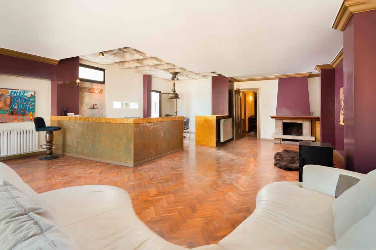 Big bright apartment with 4 bedrooms and 3 terraces in the newly renovated complex in Gomila