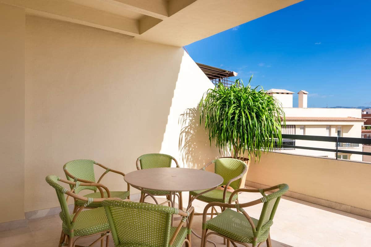 Stunning penthouse with huge terrace in Santa Catalina, Palma!