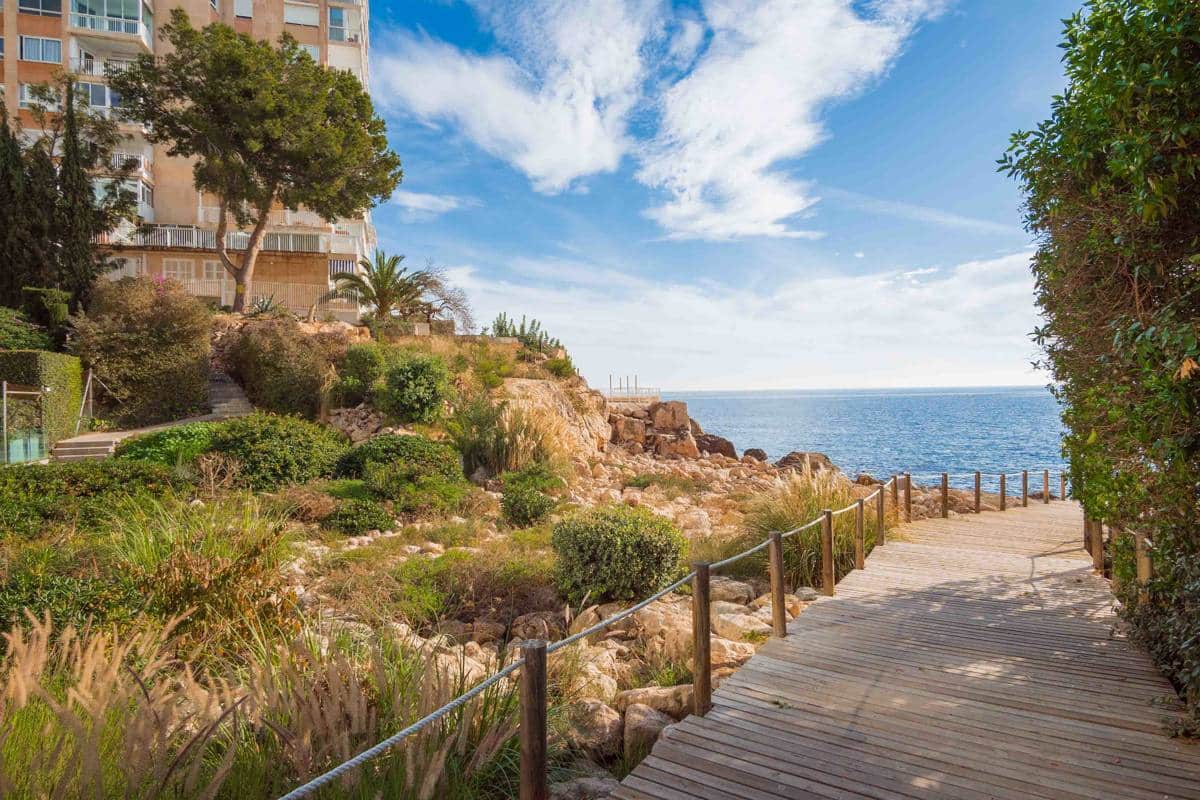 Lujoso apartamento mediterráneo con impresionantes vistas al mar en Sant Agustí