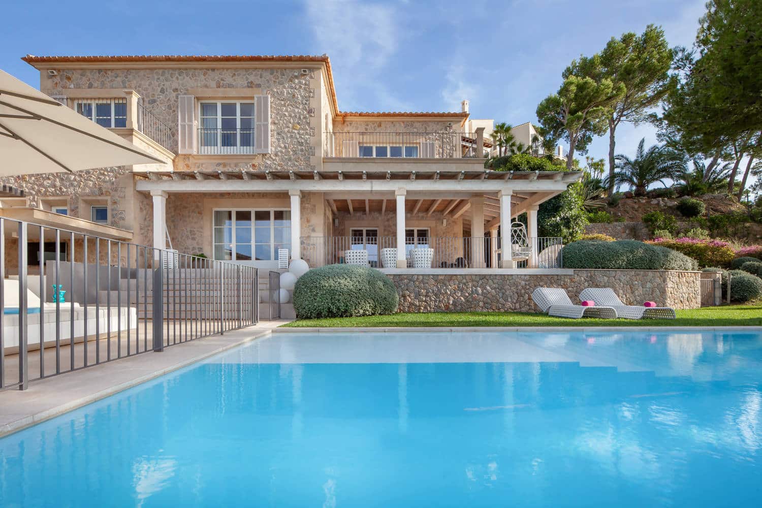 Luxurious villa with amazing sea views and Exquisite Finishes in Camp de Mar