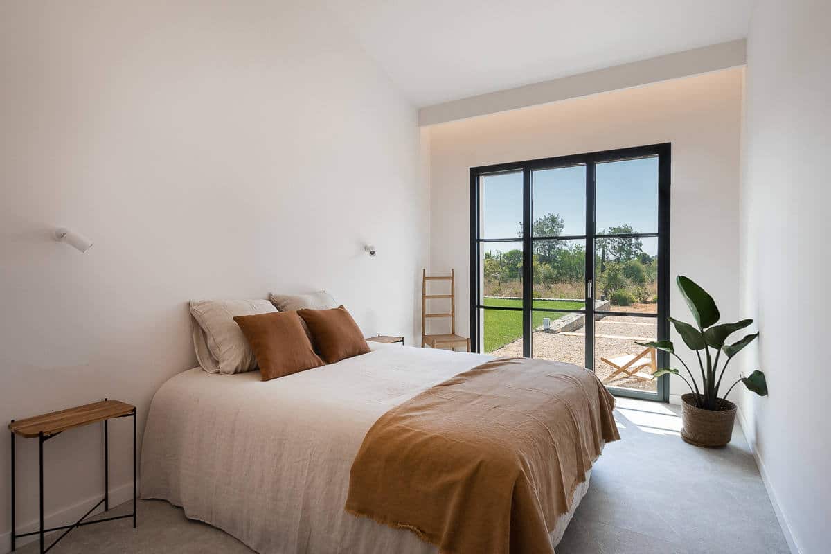 STUNNING NEWLY BUILT FINCA ON THE OUTSKIRTS OF SANTA MARIA WITH MOUNTAIN VIEWS