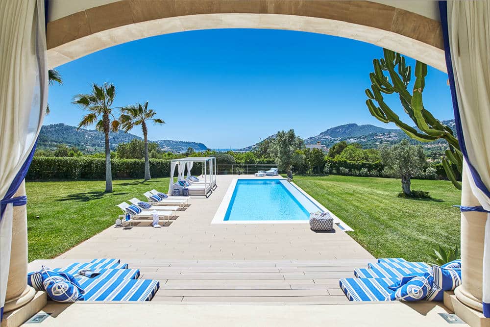 EXQUISITE FINCA WITH POOL AND STUNNING VIEWS IN PORT ANDRATX