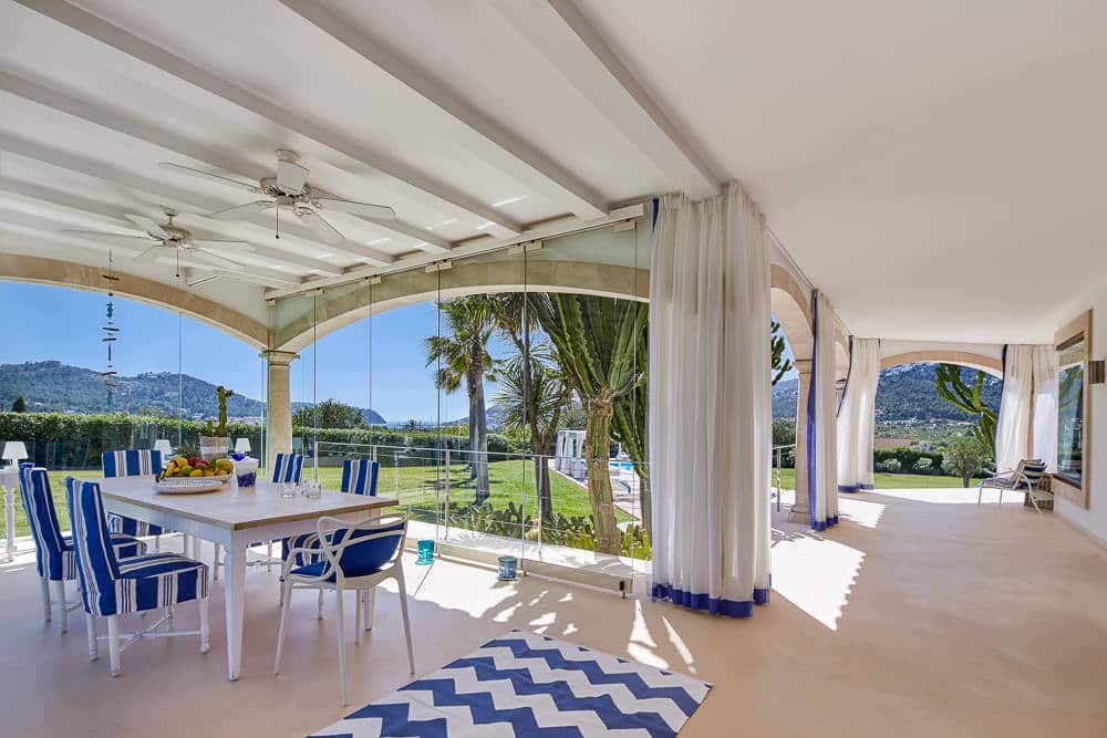 EXQUISITE FINCA WITH POOL AND STUNNING VIEWS IN PORT ANDRATX