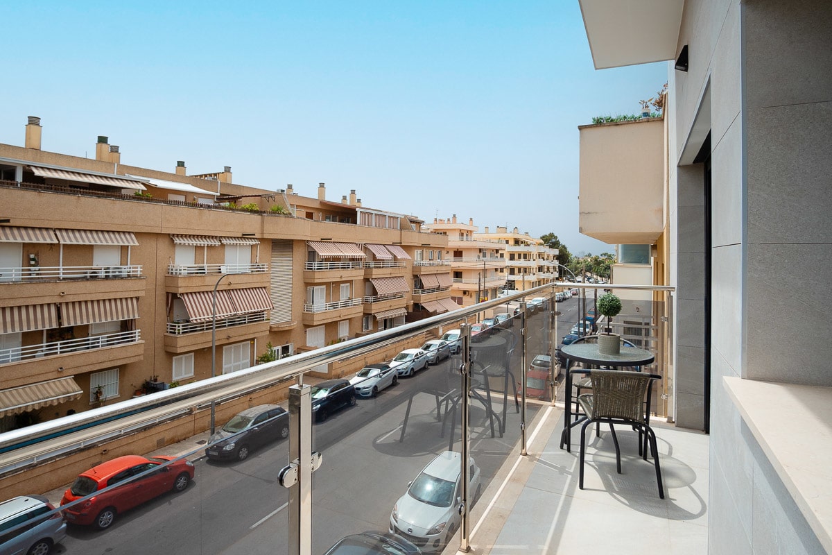 INVESTMENT OPPORTUNITY! High-end BUILDING with 4 units in Coll den Rebassa