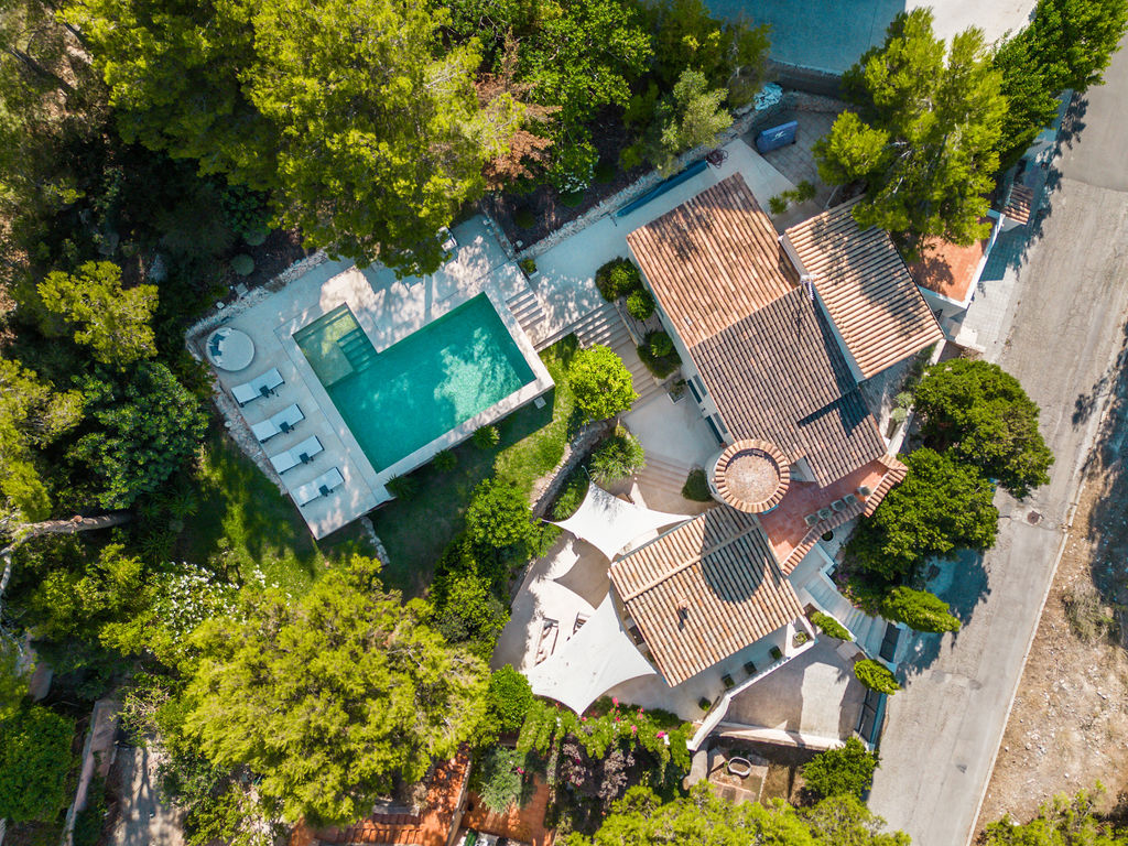 LUXURIOUS Villa mit Pool und Bergblick in Cala Moragues