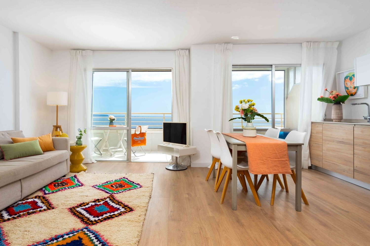 STUNNING SEASIDE APARTMENT WITH SPECTACULAR VIEWS IN PRIME LOCATION AT CALA MAYOR
