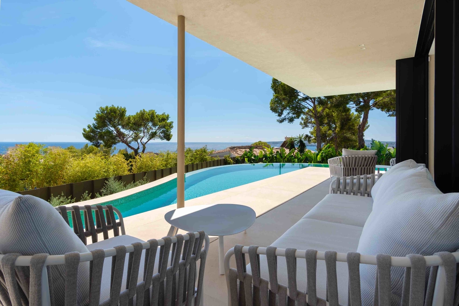 Exclusive villa nestled on the prestigious hillside of Costa d’en Blanes