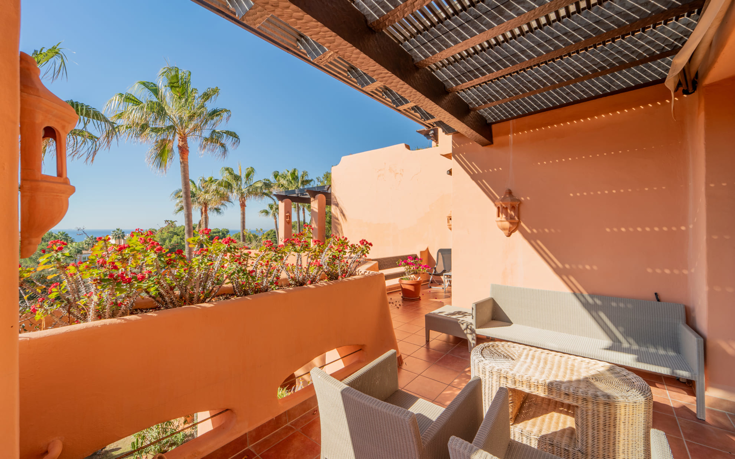 Stunning duplex penthouse with private rooftop and sea views in Santa Ponça