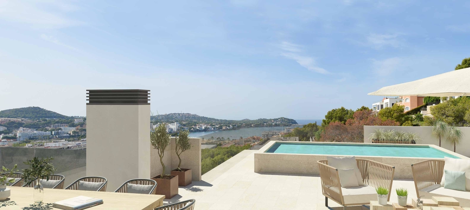 Penthouse with private rooftop and pool in Sta Ponça