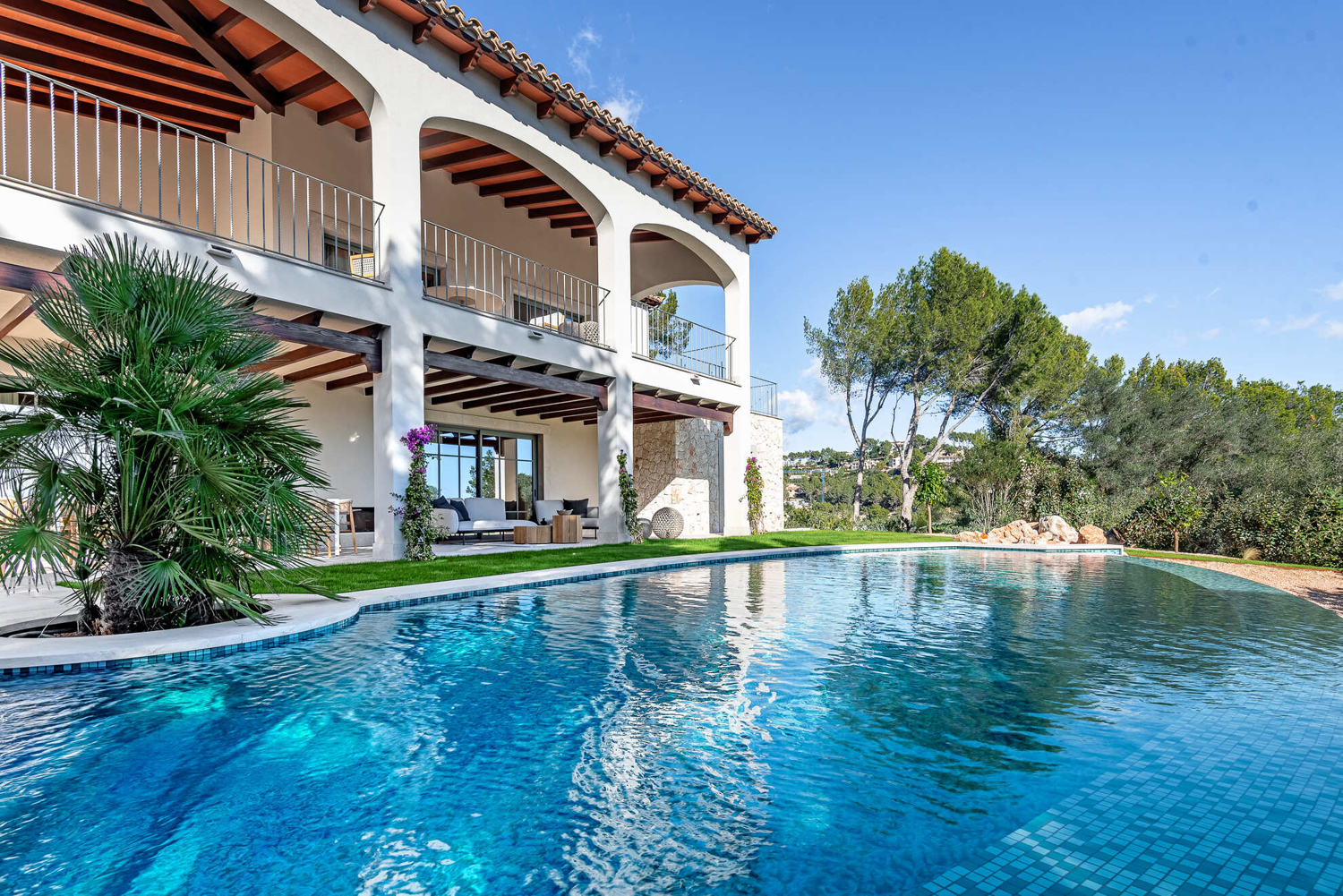 Exquisite newly built mediterranean villa with sea views