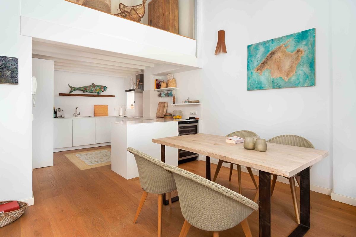Beautiful duplex penthouse with great roof terrace in old town of Palma