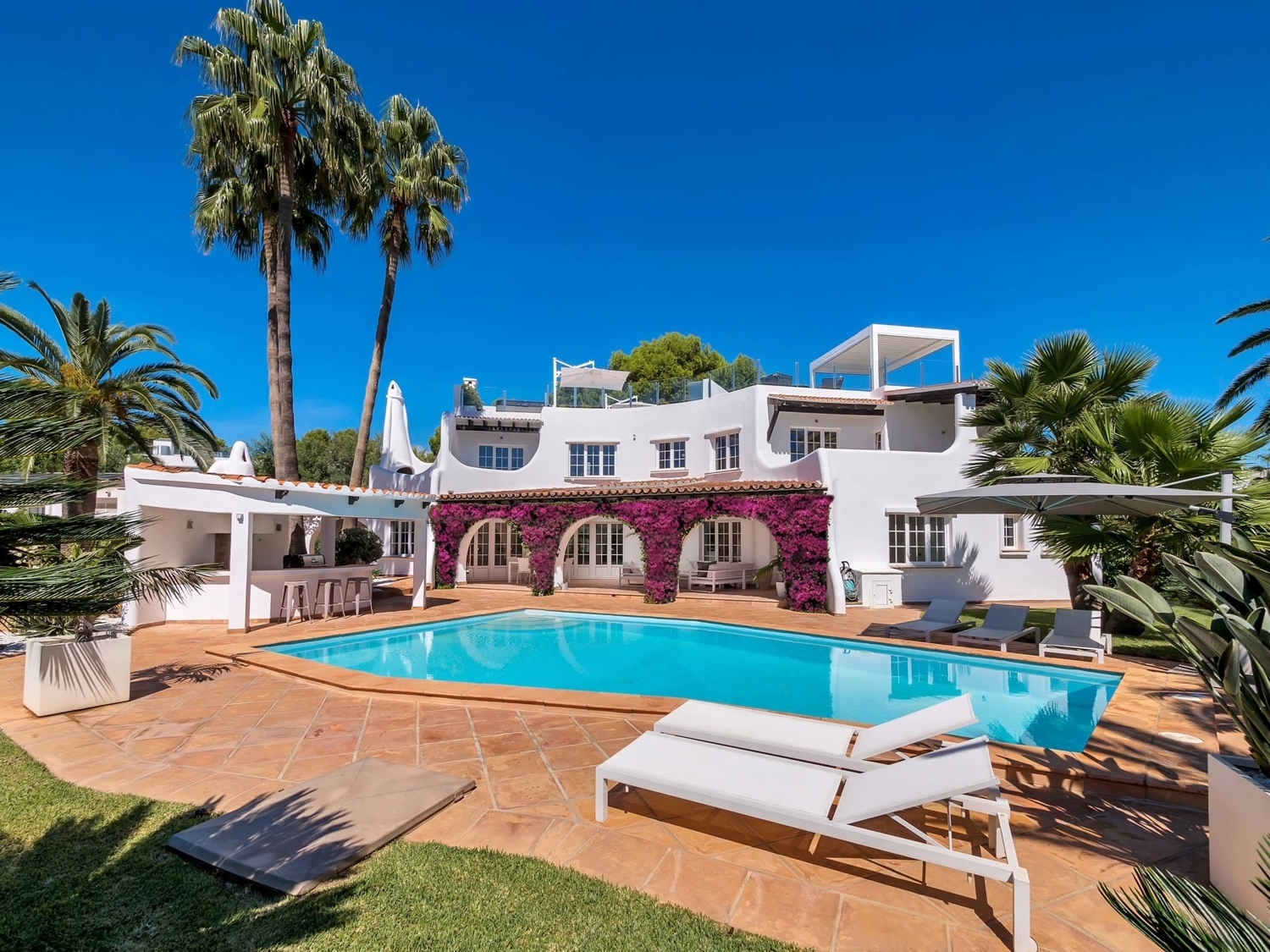 Charming Ibicencan style villa with holiday licence