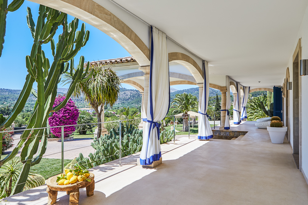 FINCA WITH POOL AND STUNNING VIEWS IN PORT ANDRATX