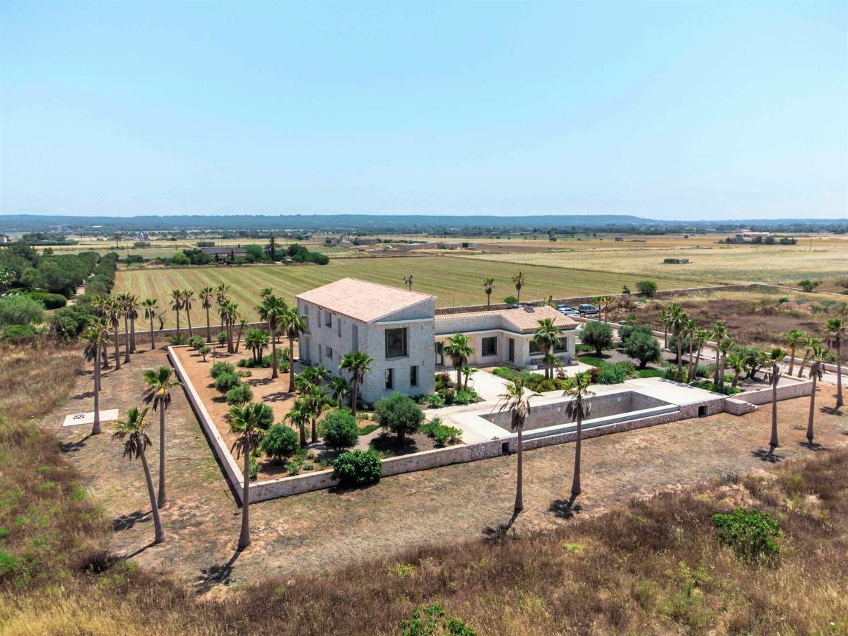 Luxury newly built finca in campos with panoramic views