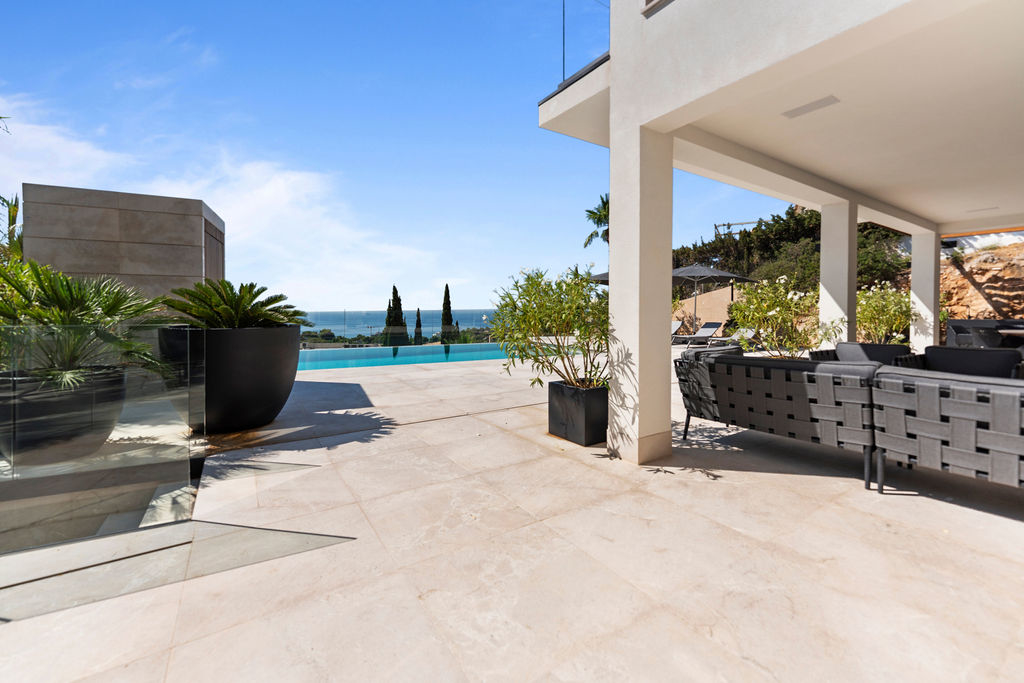 Fantástica Villa renovada con vistas al mar en Bendinat