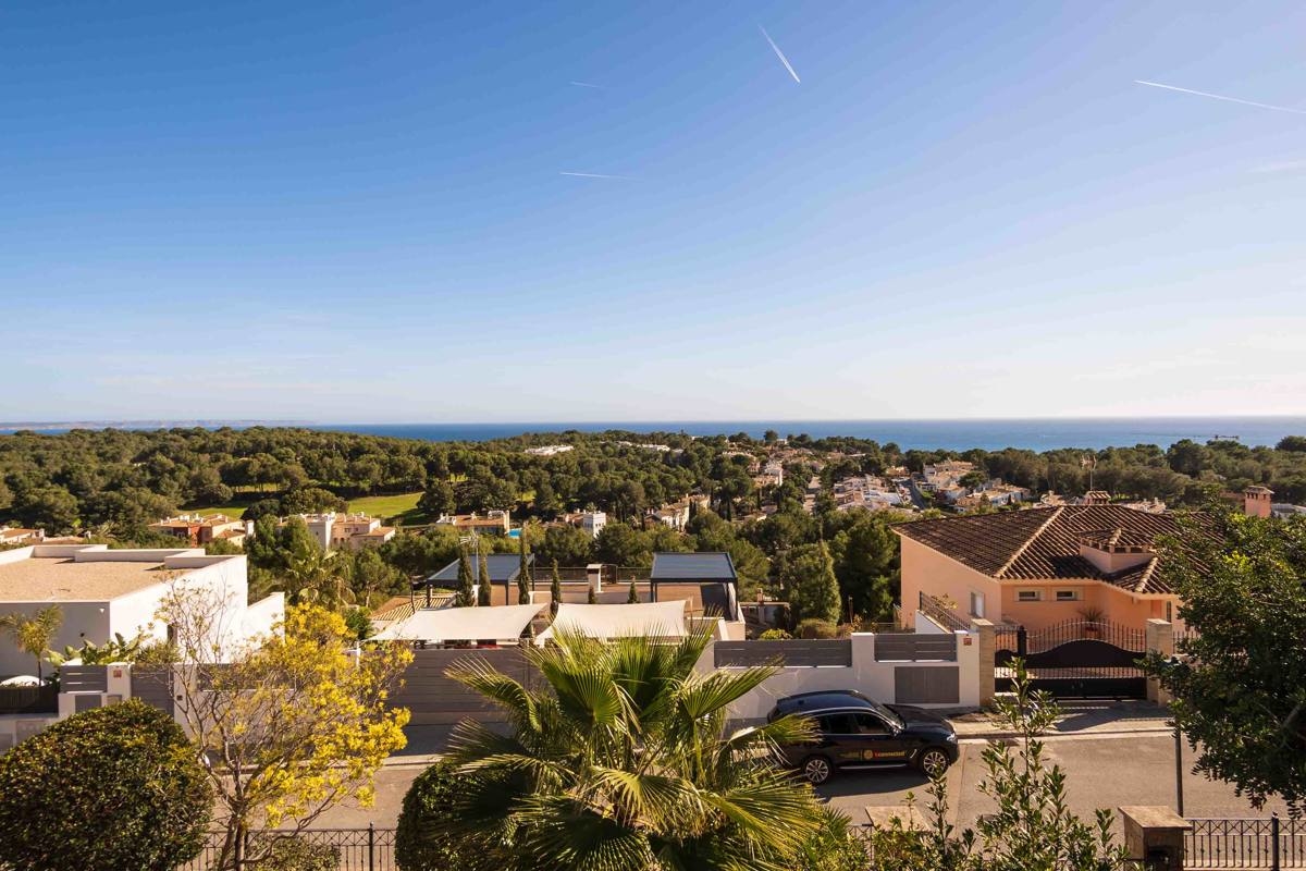 Luxurious Dream Sea View Villa in Bendinat
