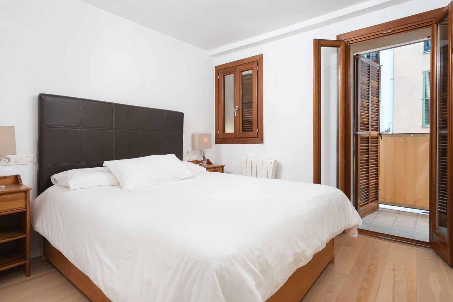 PACK OF 3 BEAUTIFUL APARTMENTS IN PALMA OLD TOWN