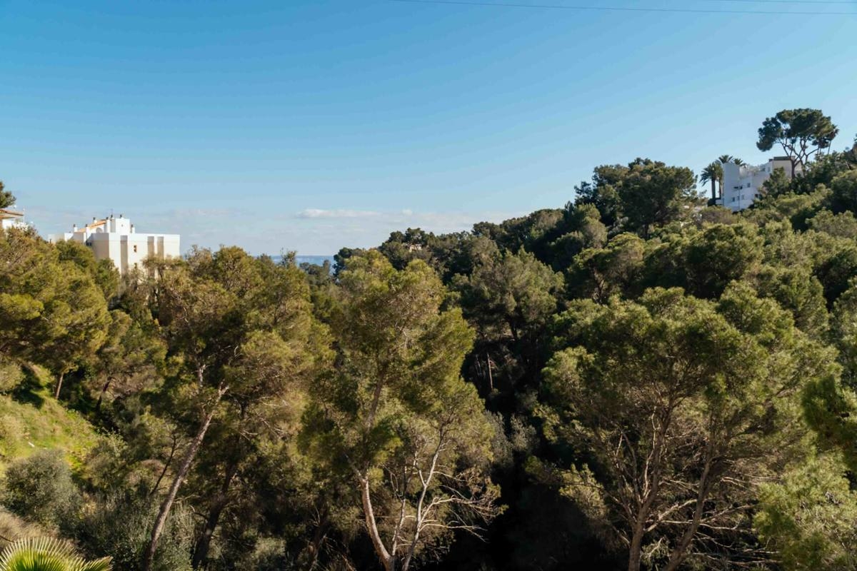 Moderno apartamento en Cas Català con vistas panorámicas