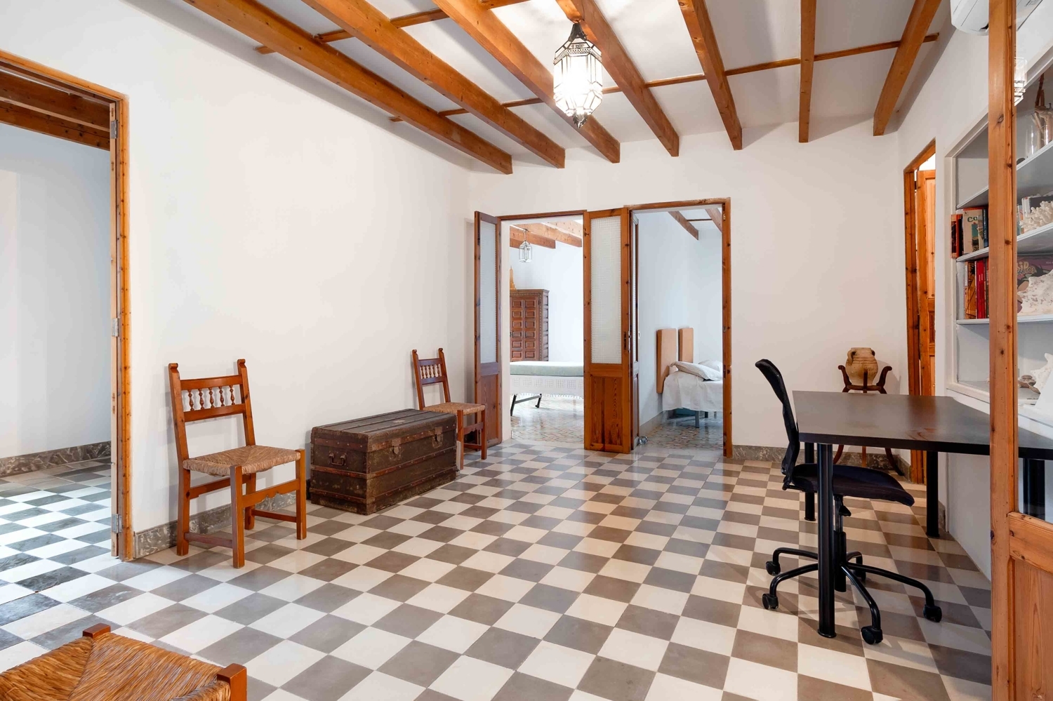 Casa histórica con mucho potencial en Villafranca