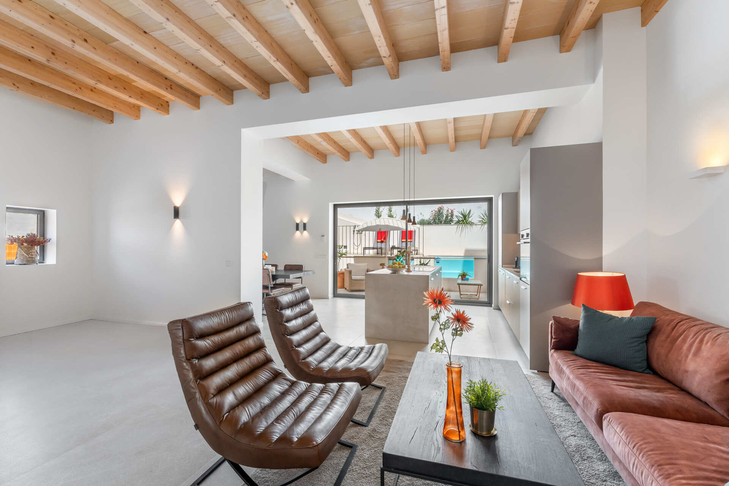 Charming townhouse completely renovated  with private pool and terraces in Cala Gamba