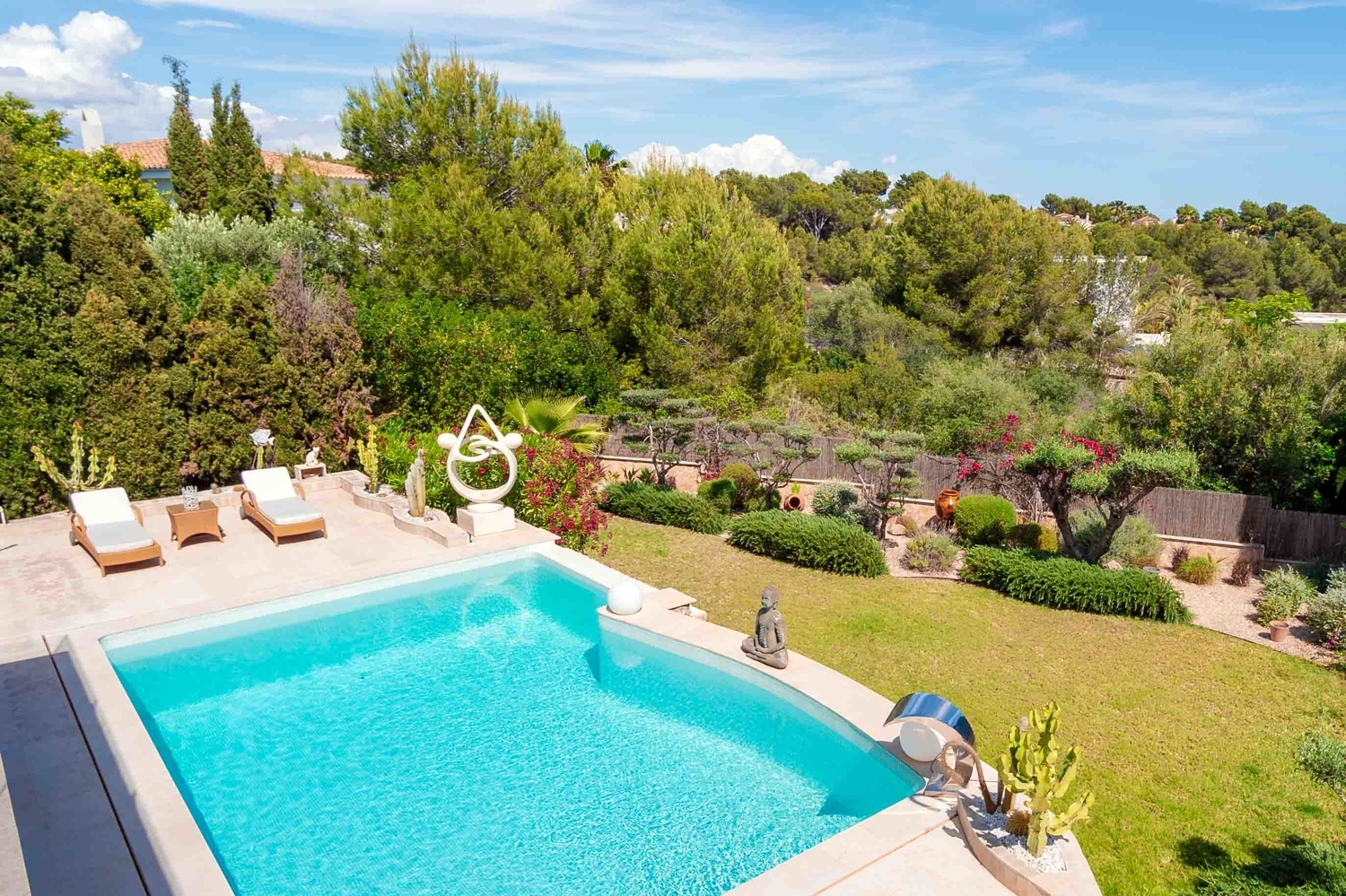 Beautiful villa with pool and sea views in Santa Ponça